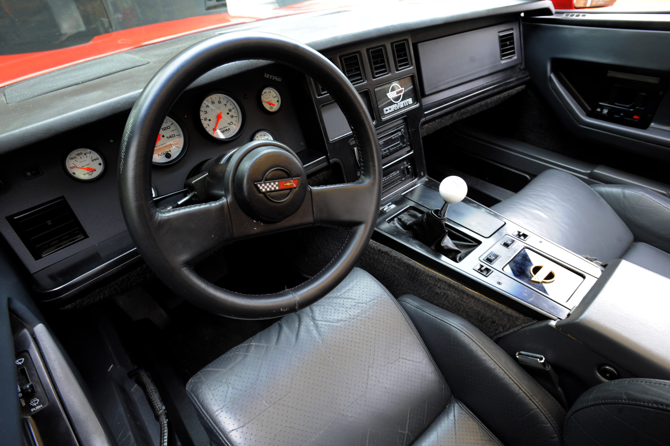 c4 corvette dash cluster